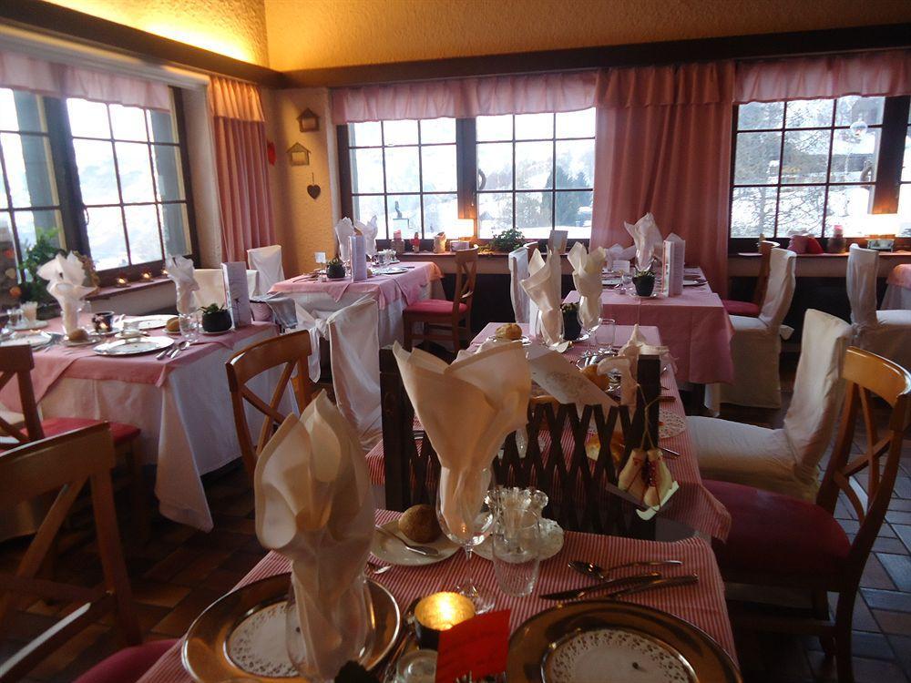 Hotel Restaurant Buerchnerhof Bürchen Exteriör bild